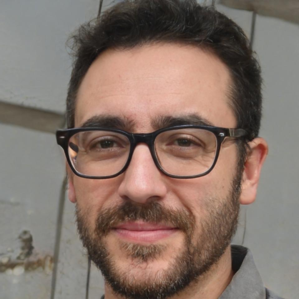 Portrait de Sébastien Meunier, conseiller budget familial